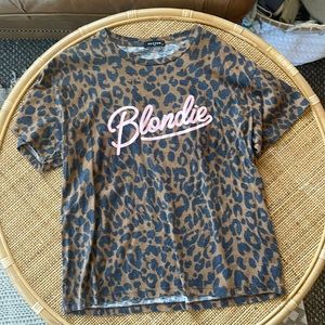 Blonde leopard tee